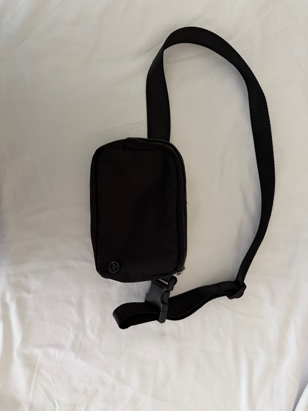 Pander Compact Black Crossbody Bag with Adjustable Strap